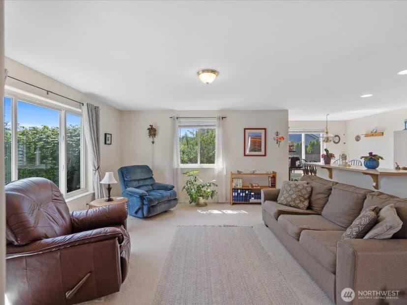Property photo for 1019 Yew Avenue, Sultan photo 4