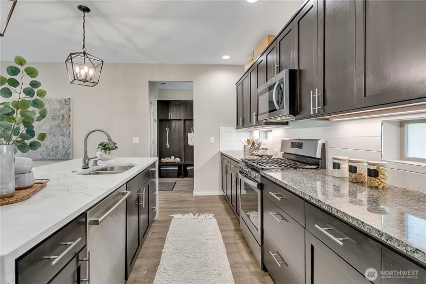 Property photo for 32725 Maple Avenue Se, Black Diamond photo 13