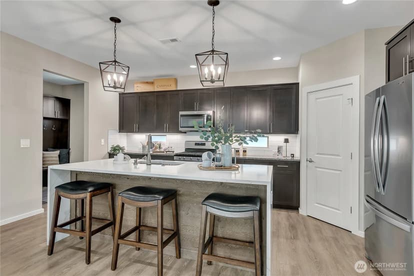 Property photo for 32725 Maple Avenue Se, Black Diamond photo 11