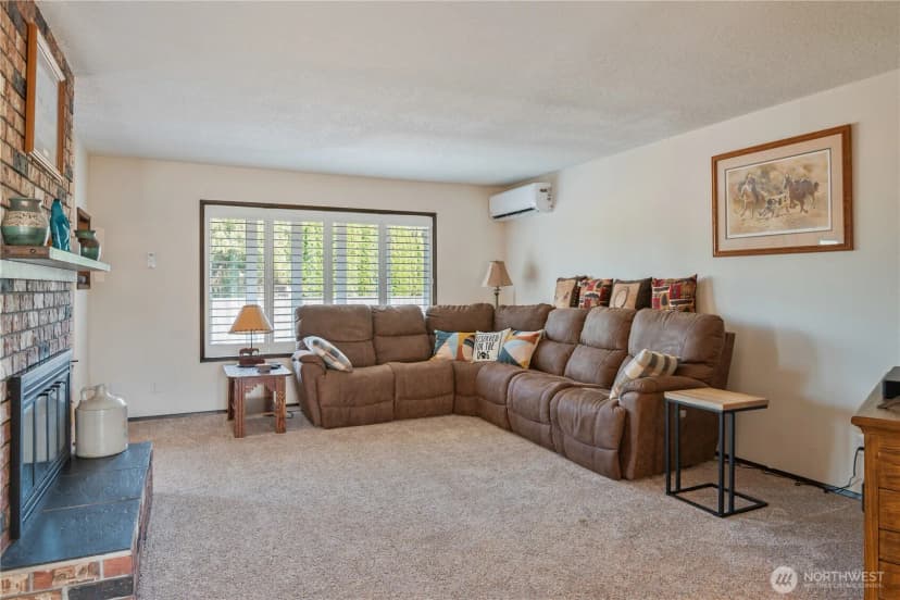 Property photo for 2301 48th Avenue, Longview photo 5