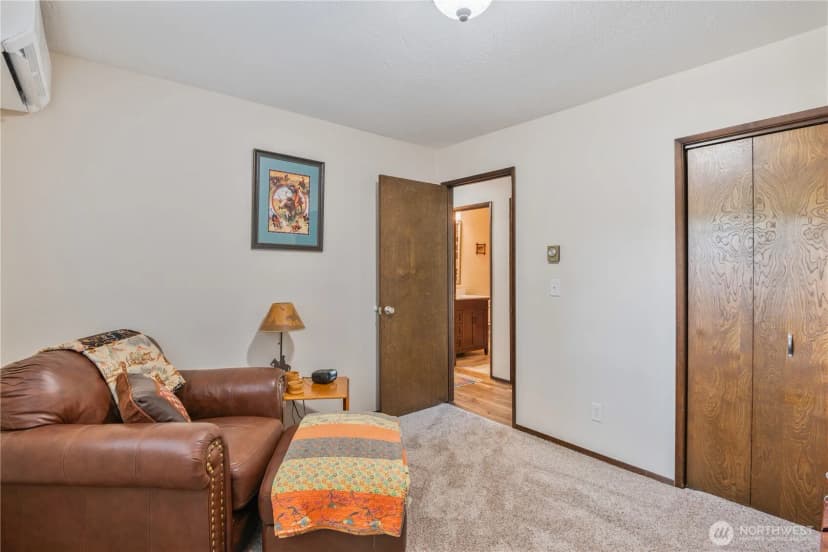 Property photo for 2301 48th Avenue, Longview photo 17