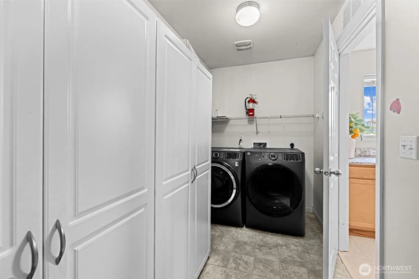 Property photo for 29754 214th Avenue Se, Kent photo 15