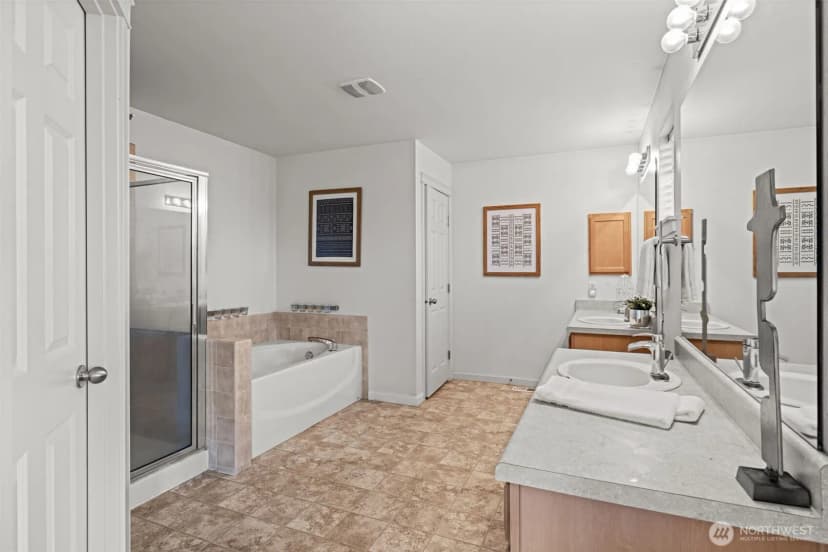Property photo for 29754 214th Avenue Se, Kent photo 17
