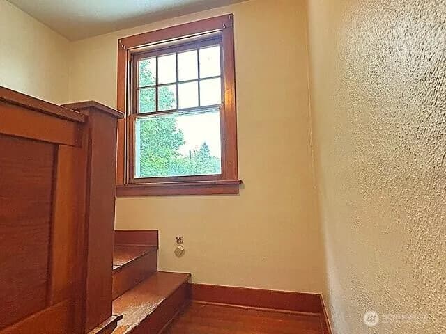 Property photo for 460 E Columbia Avenue, Colville photo 24