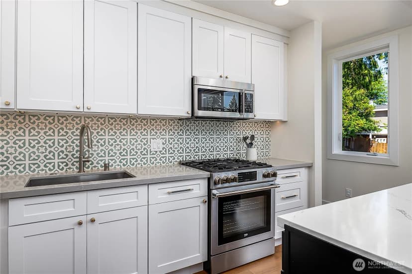 Property photo for 341 Nw 90th Street, Seattle photo 12
