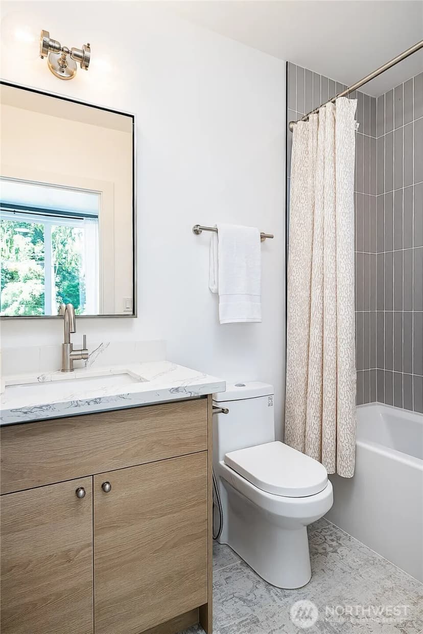 Property photo for 341 Nw 90th Street, Seattle photo 16