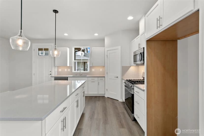 Property photo for 607 Sw 97th Street #74, Seattle photo 10