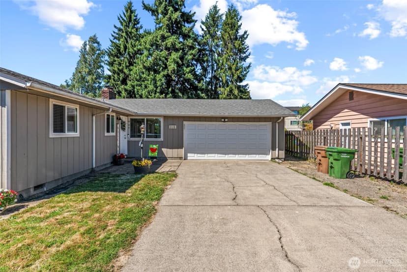 Property photo for 3226 Maple Street, Longview photo 5