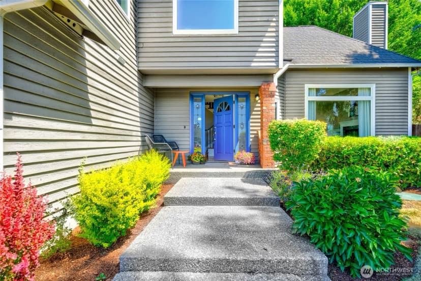 Property photo for 520 208th Avenue Ne, Sammamish photo 3