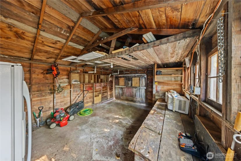 Property photo for 1413 14th St, Anacortes photo 25