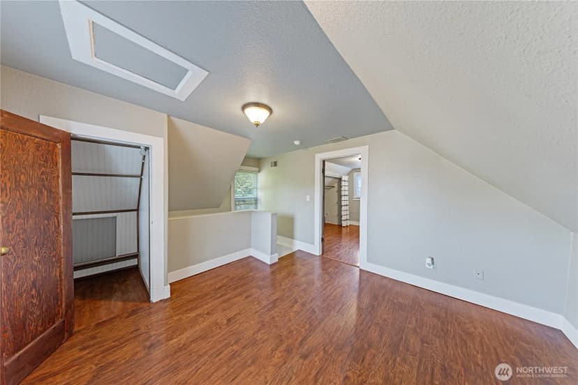 Property photo for 1413 14th St, Anacortes photo 17