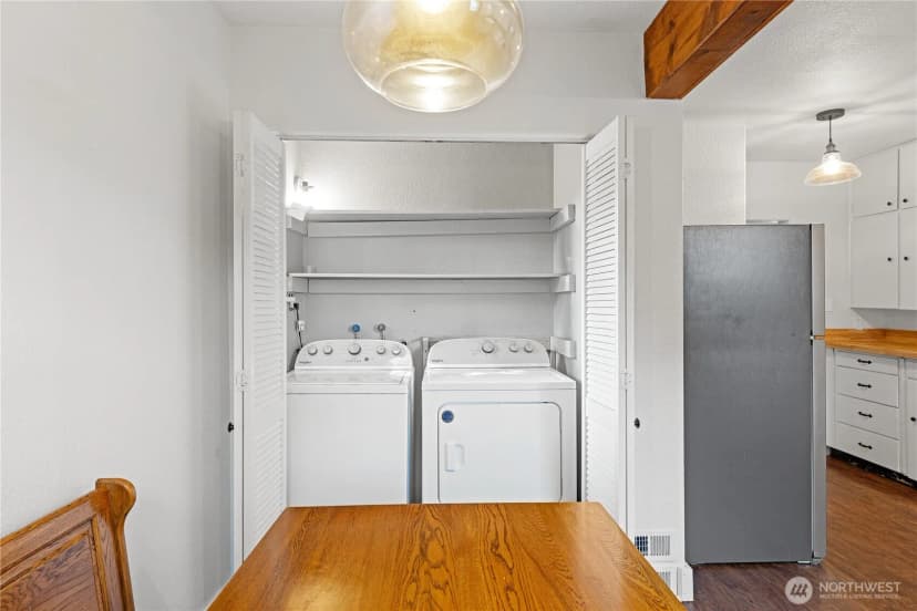 Property photo for 1413 14th St, Anacortes photo 22
