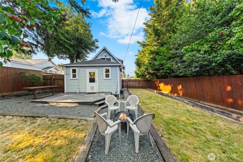 Property photo for 1413 14th St, Anacortes photo 23