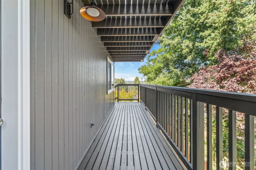 Property photo for 2800 W Elmore Place, Seattle photo 28