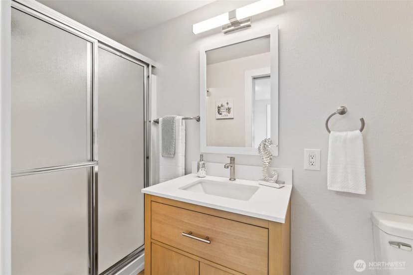Property photo for 2800 W Elmore Place, Seattle photo 25