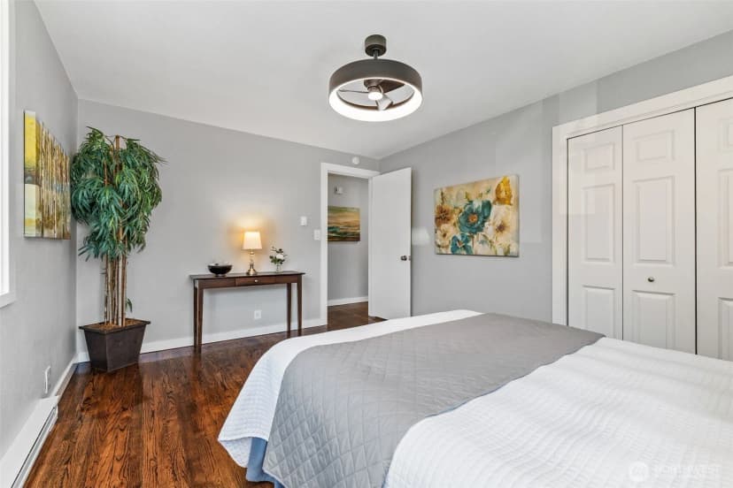 Property photo for 2800 W Elmore Place, Seattle photo 16