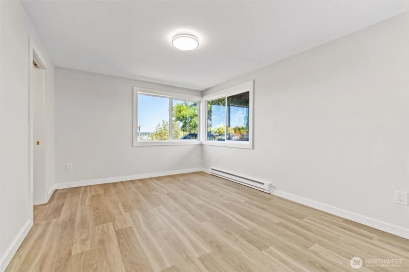 Property photo for 2800 W Elmore Place, Seattle photo 23
