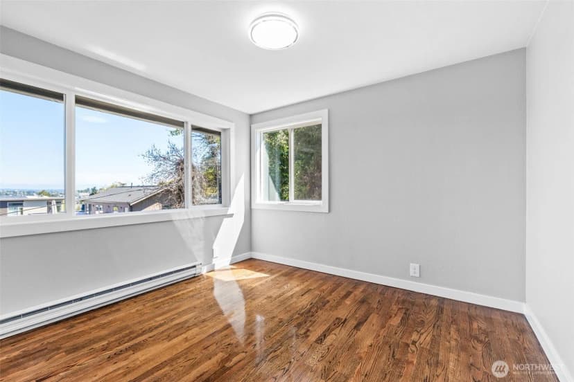 Property photo for 2800 W Elmore Place, Seattle photo 26