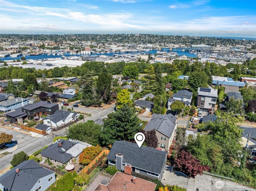 Property photo for 2800 W Elmore Place, Seattle photo 36