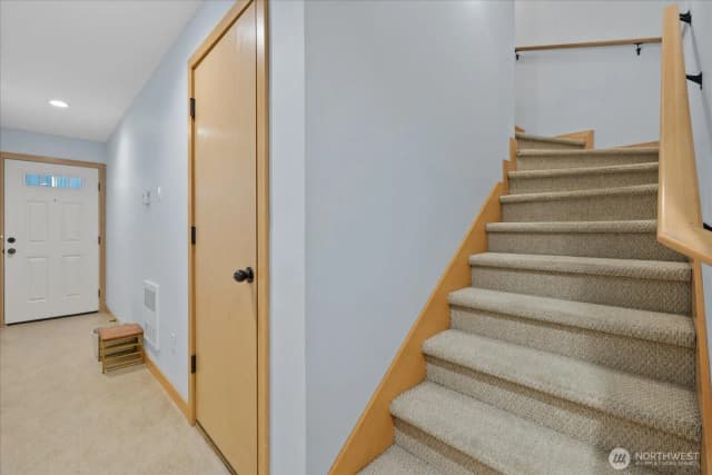 Property photo for 9748 4th Avenue Nw #b, Seattle photo 4