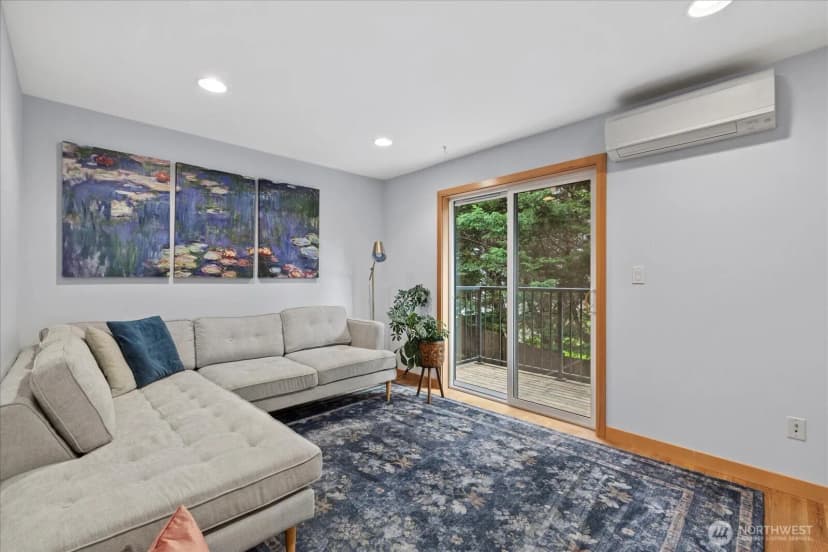 Property photo for 9748 4th Avenue Nw #b, Seattle photo 16