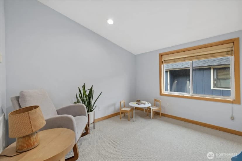 Property photo for 9748 4th Avenue Nw #b, Seattle photo 21