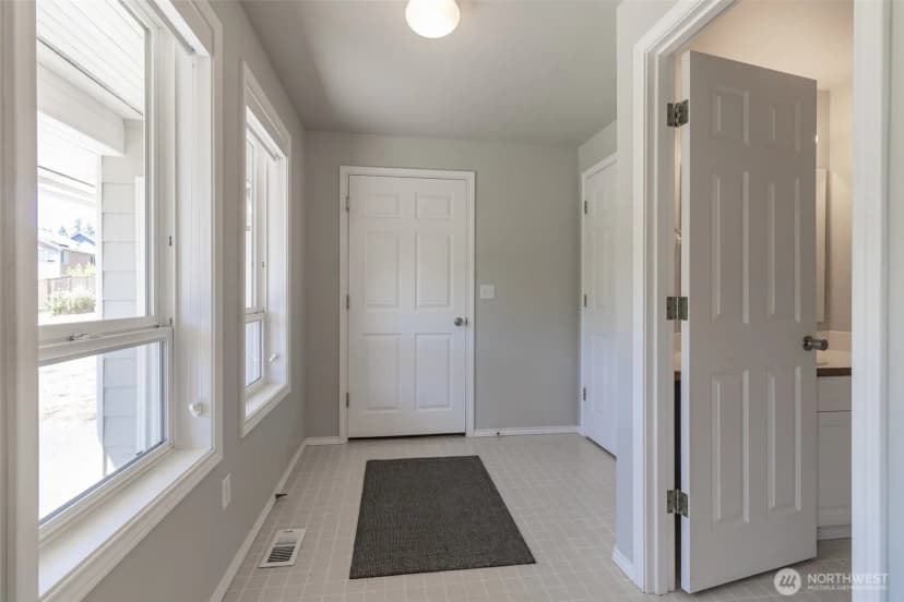 Property photo for 30527 124th Avenue Se, Auburn photo 24