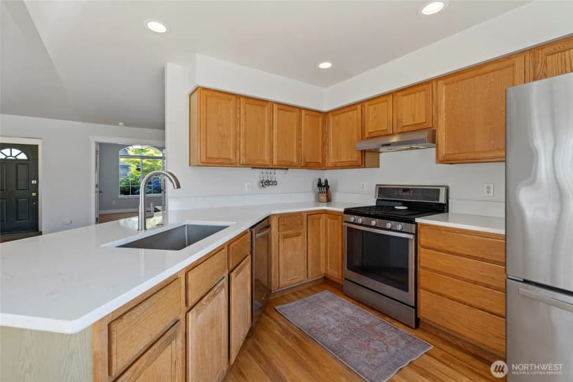 Property photo for 110 43rd Street, Bellingham photo 8