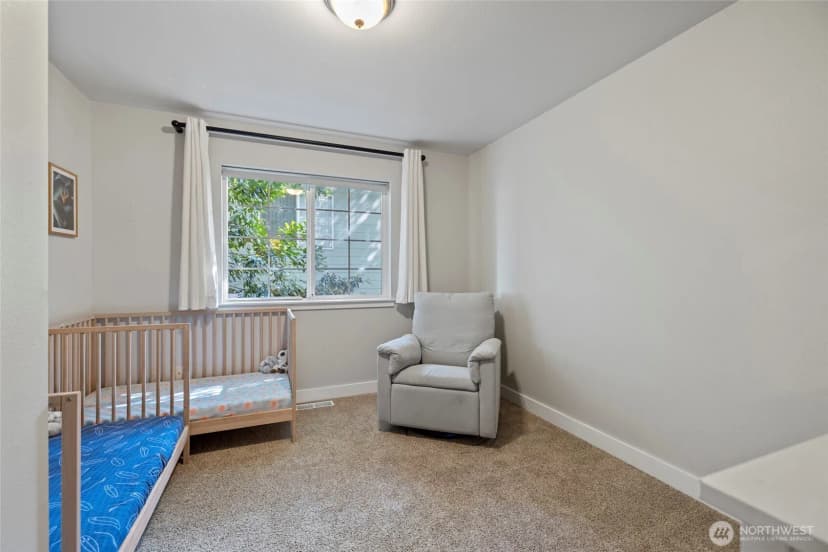 Property photo for 110 43rd Street, Bellingham photo 12