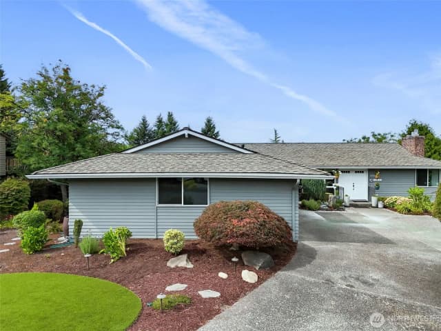 Property photo for 13228 Se 247th Street, Kent photo 2