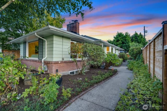 Property photo for 3220 N 22nd Street, Tacoma photo 2