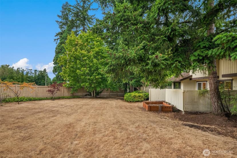 Property photo for 6423 156th Place Ne, Redmond photo 29