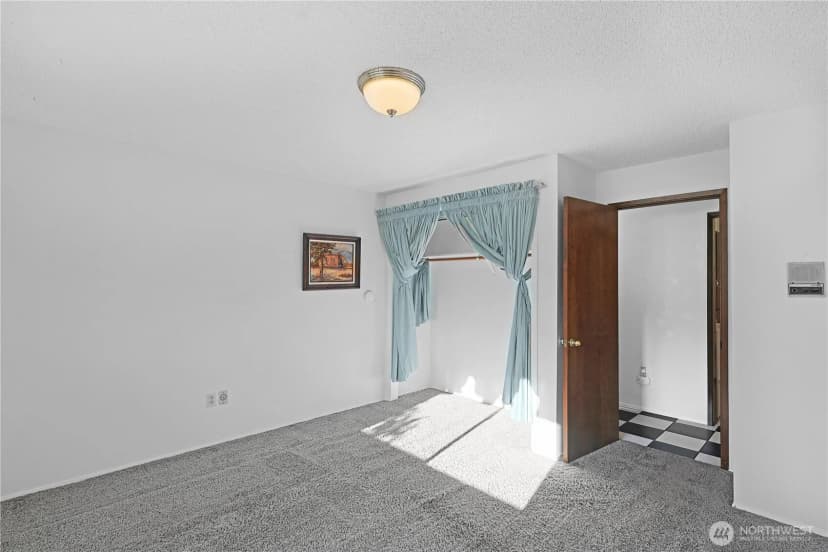 Property photo for 9926 257th St Court E, Graham photo 13