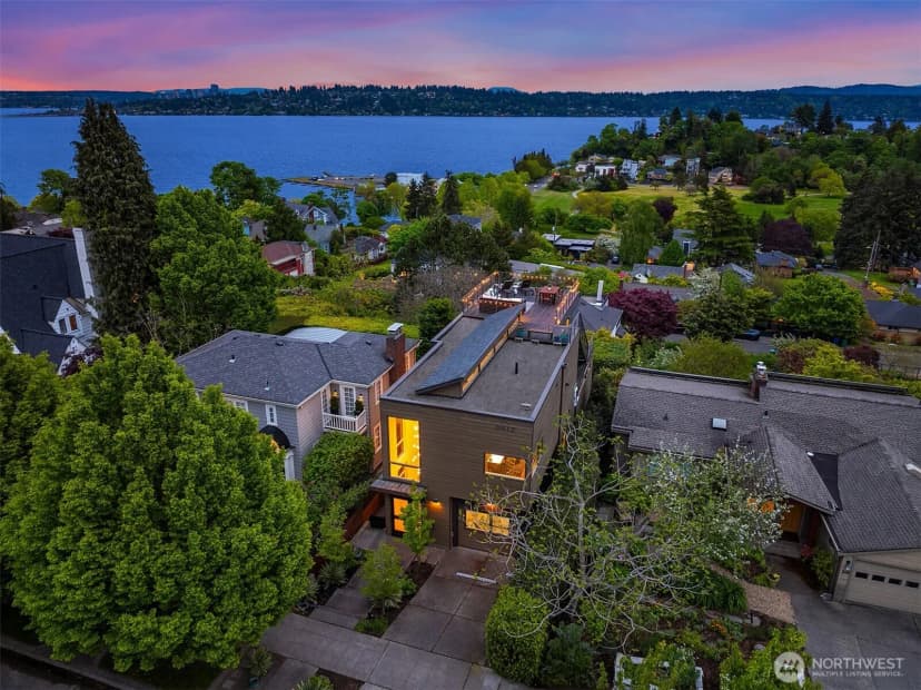 Property photo for 3812 Cascadia Avenue S, Seattle photo 5