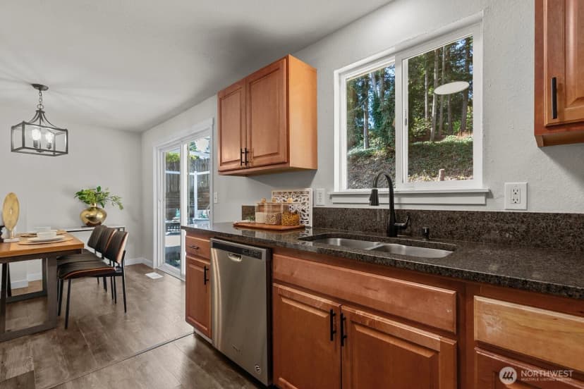 Property photo for 23409 Se 267th Place, Maple Valley photo 12