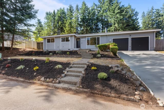 Property photo for 23409 Se 267th Place, Maple Valley photo 2