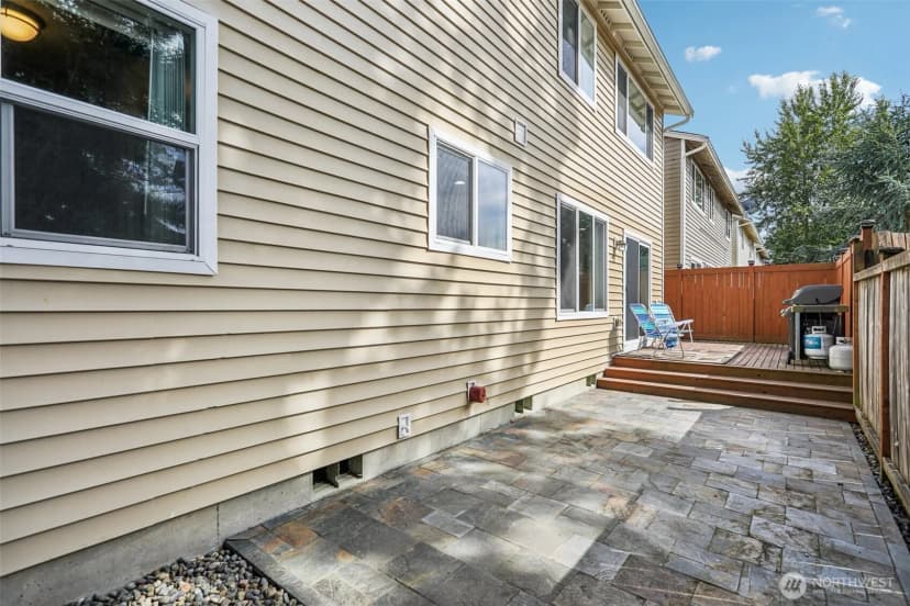 Property photo for 11518 3rd Avenue Ct, Tacoma photo 26