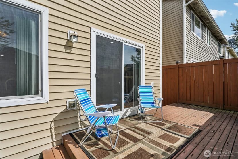 Property photo for 11518 3rd Avenue Ct, Tacoma photo 28