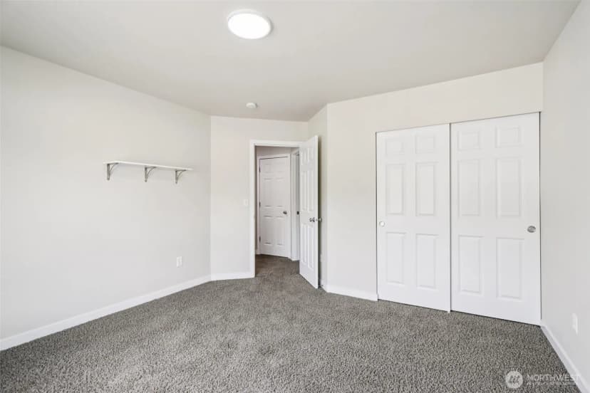 Property photo for 11518 3rd Avenue Ct, Tacoma photo 24