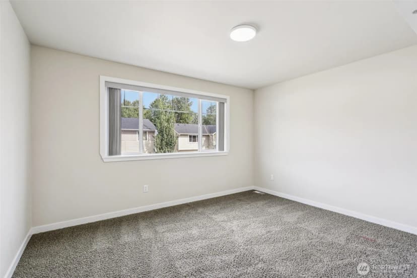 Property photo for 11518 3rd Avenue Ct, Tacoma photo 20