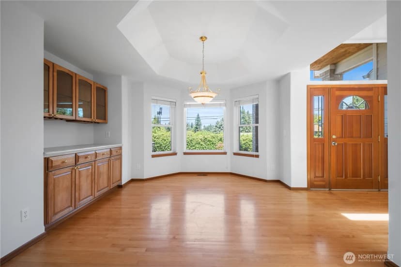 Property photo for 1021 Sw 120th Street, Seattle photo 10