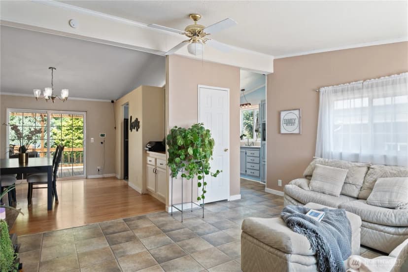 Property photo for 21014 Birch Place, Ocean Park photo 5
