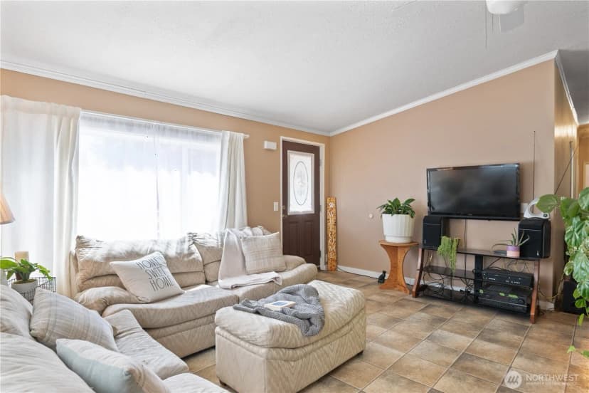 Property photo for 21014 Birch Place, Ocean Park photo 3