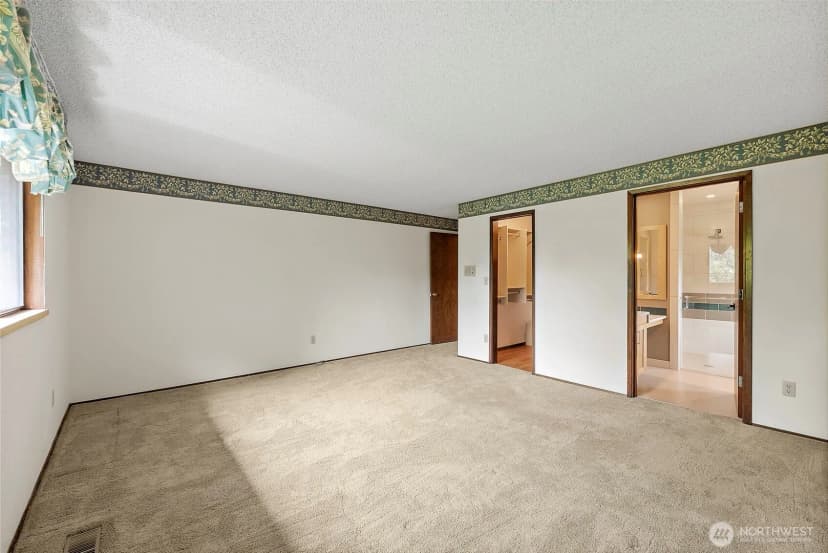 Property photo for 24324 138th Avenue Se, Kent photo 22