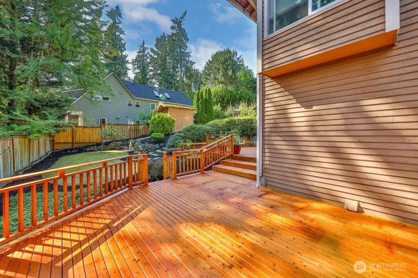 Property photo for 3233 168th Place Se, Bellevue photo 2