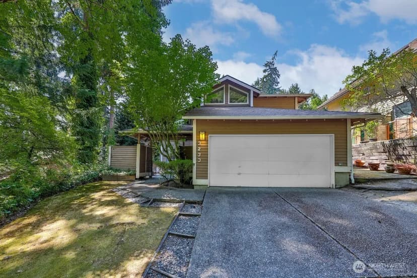 Property photo for 3233 168th Place Se, Bellevue photo 20