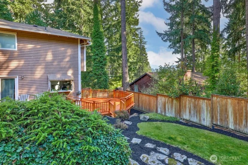 Property photo for 3233 168th Place Se, Bellevue photo 31