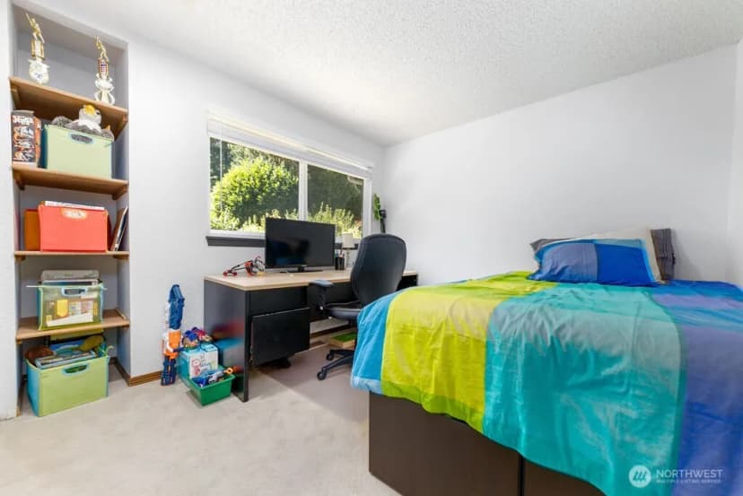 Property photo for 3233 168th Place Se, Bellevue photo 16