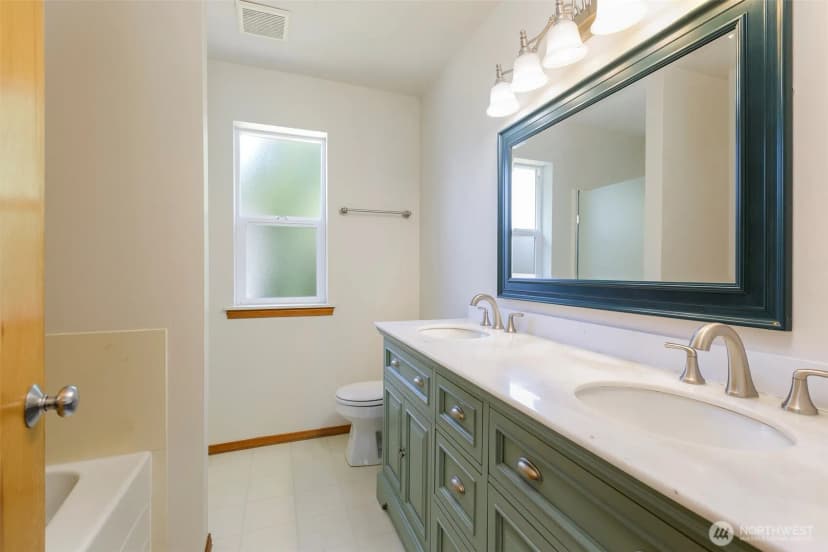 Property photo for 1523 114th Avenue Se, Lake Stevens photo 15