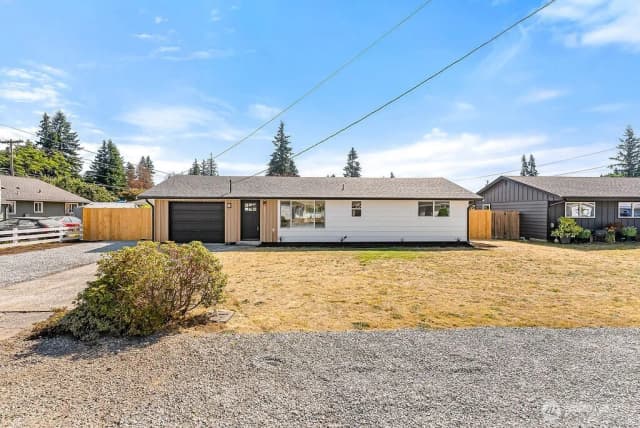 Property photo for 8717 48th Drive Ne, Marysville photo 3